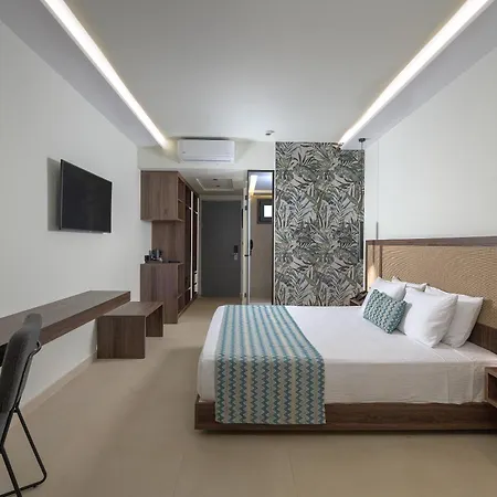 Hotel Oceanis Park 4*