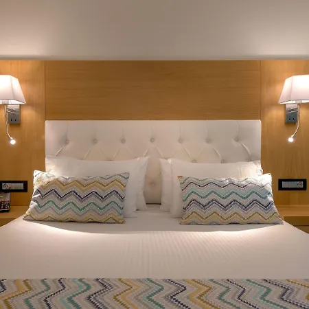 Hotel Oceanis Park 4*