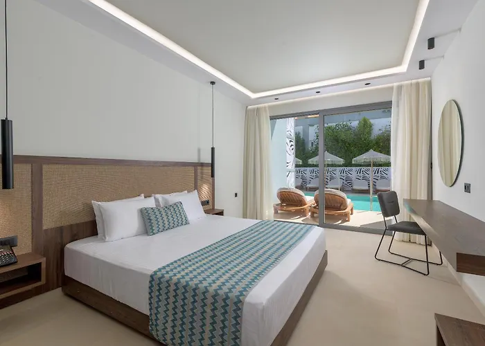 Oceanis Park فندق إكْسِيا