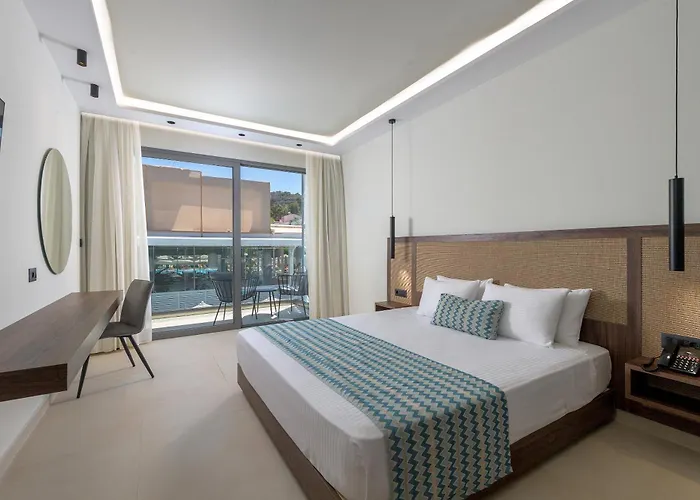 Oceanis Park 4* إكْسِيا