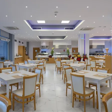 Hotel Oceanis Park 4*