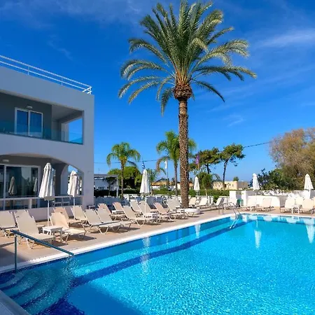 Oceanis Park فندق
