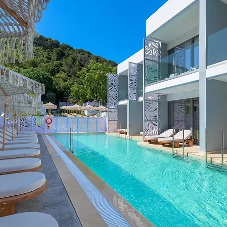 Oceanis Park 4*