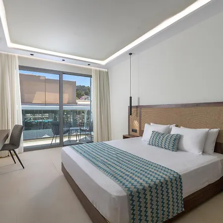 欧申尼斯帕克酒店 4* 依克希亚