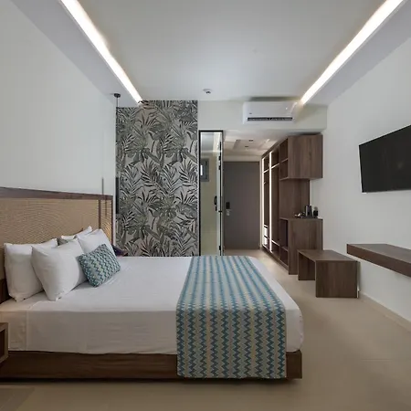 Oceanis Park Hotel