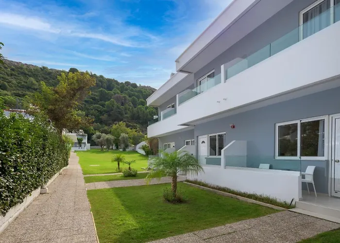 Ξενοδοχείο Oceanis Park 4*